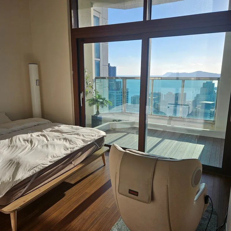 [Haeundae, Busan] Haeundae Ocean View, Large Room (Max. 8 People), Suitable for Families, Cebu Resort Style 4