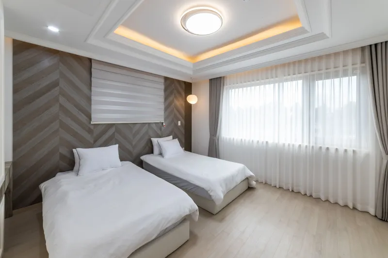 [Daejeong, Seogwipo] H (Building 8) #201 (40 pyeong/3 rooms/single-story) 2