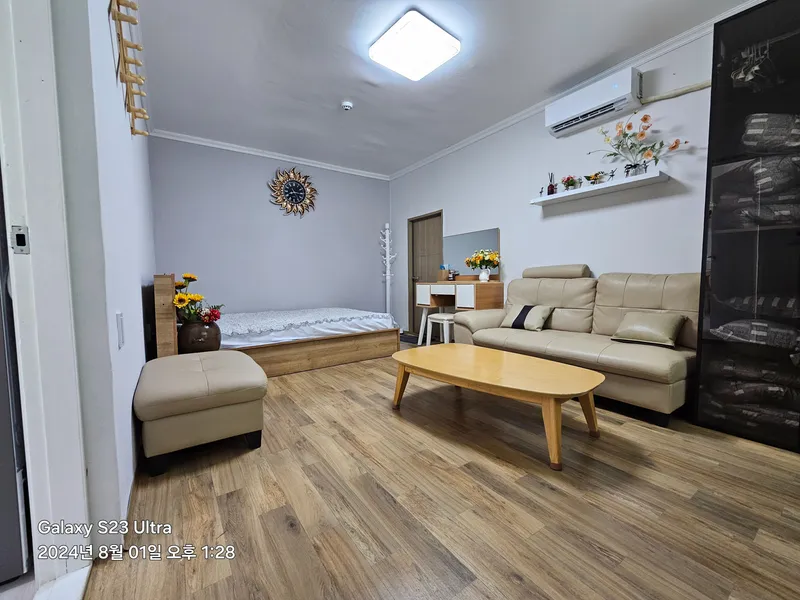 [Samcheok] #3 min walk from Maengbang Beach #Independent guesthouse #3 separate rooms #Latest interior facilities # 5
