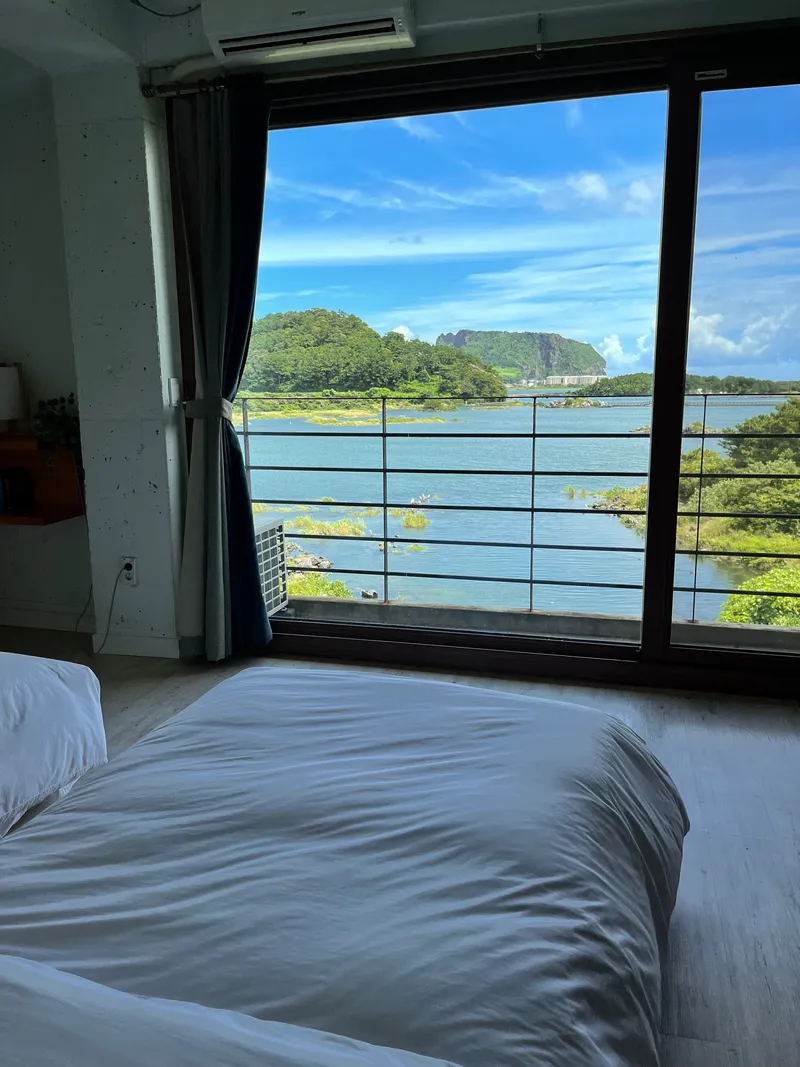 [Seongsan, Seogwipo] Separate one-room with ocean view and Seongsan Sunrise Peak #301 12