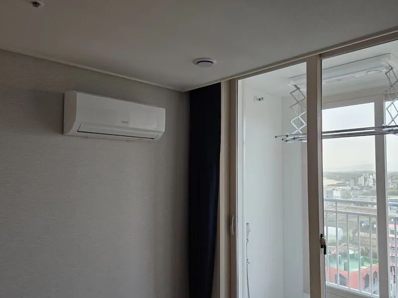 [Gangneung][Changhyedong in Gangneung] 3 minutes from Sacheonjin Beach, Gyeongpo Ocean View, Daegwallyeong Windmill View. 3 rooms, newly built, 12th floor, A 36