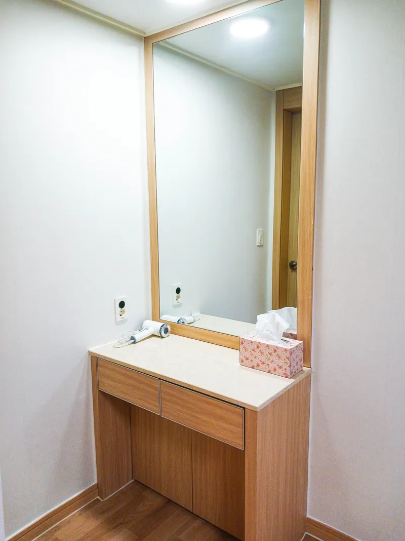 [Gunsan] Large complex semi-new 3-room apartment 16