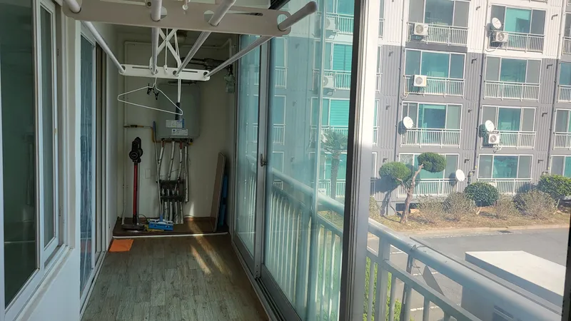 [Geoje] Apartment with ocean view from the master bedroom 12