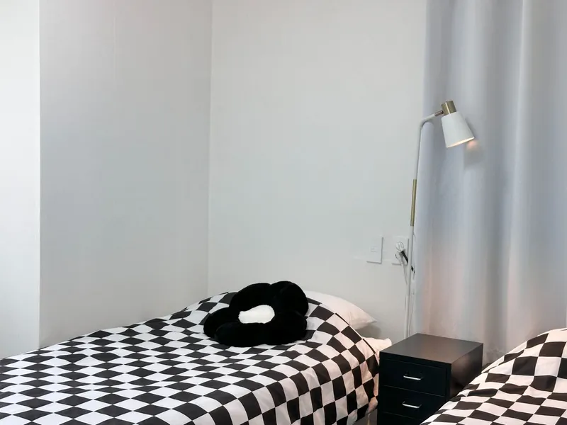 [Saha, Busan] Spacious house near Dong-A University, 4 rooms, 6 beds, 4th floor 8