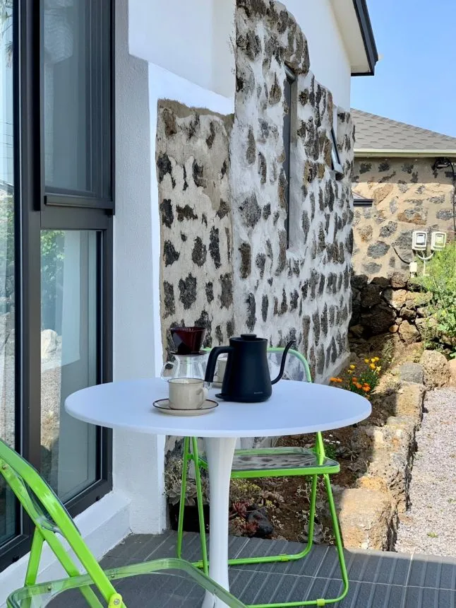 [Aewol, Jeju] Jeju's representative mountain peak front view, private jacuzzi, Insta-worthy accommodation 114