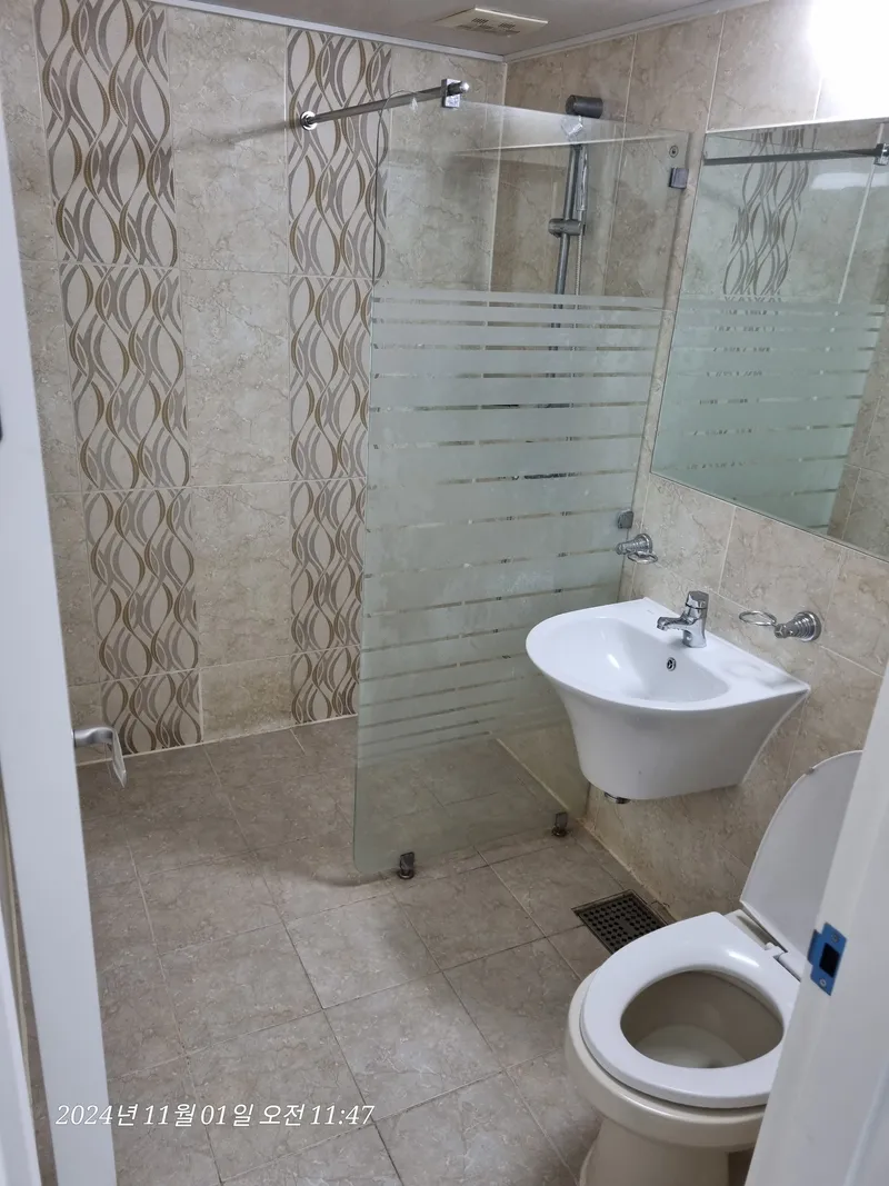 [Anseong] 3 rooms, 5 minutes away from Jungri-dong Industrial Complex, with bed/sofa/dining table. Business travelers 6