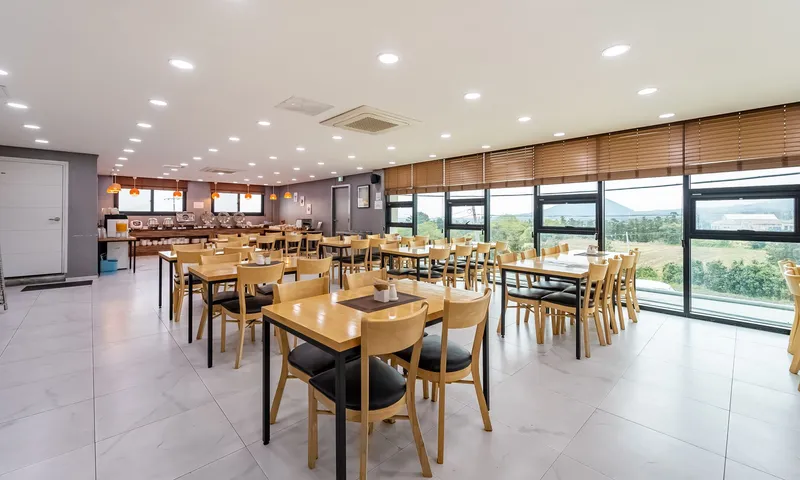 [Jocheon, Jeju] Hamdeok Beach 5km_2-story separate two-room + spa + shared pool (03/16~10/31) 26