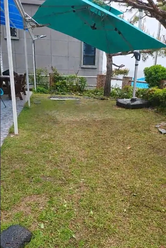 [Yeongdeok] A recently remodeled 56-pyeong detached house with a country feel and healing nature in the arms of the sea 18