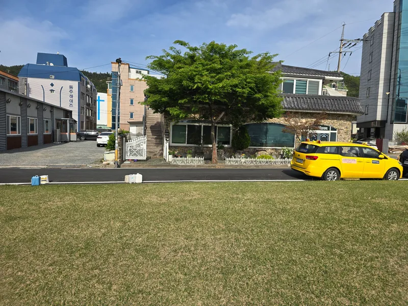[경북 경주] 공원앞뜰이 있는 투룸 돌집 2층 15