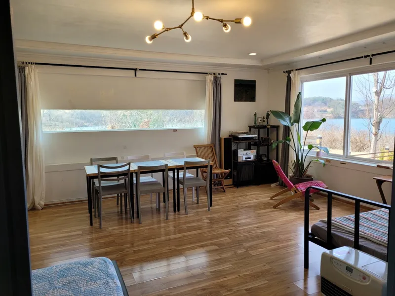 [Hoengseong] Artist's country villa with a great lake view 9