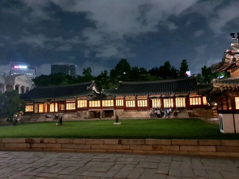 [서울 종로] 경복궁역 10분 투룸 2층 역세권 6인숙소 65