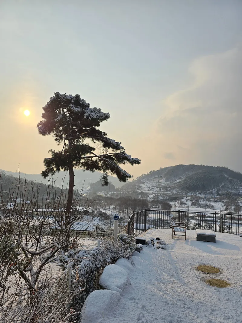 [Yangpyeong] A two-story, modern-style house with a great view 47