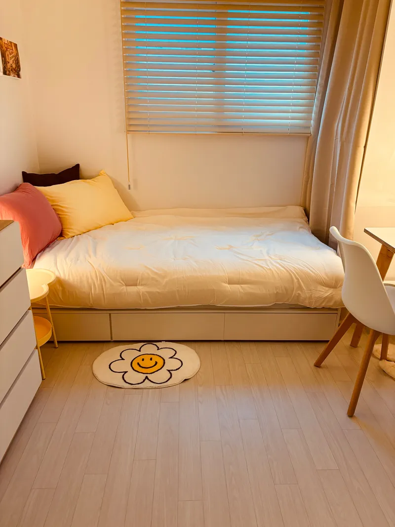 [Gwanak, Seoul] 3-minute walk from Sillim Station, 1.5-floor fully furnished one-room 2