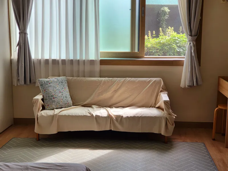 [Gujwa, Jeju] One-room stay (16 pyeong) in a quiet village with a view of the sea in Pyeongdae #102 5