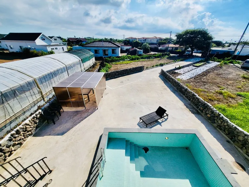 [Hangyeong, Jeju][Panpo] Super Special Price_ Panpo Port Private Duplex with Spacious Yard, Swimming Pool, and BBQ Zone 59