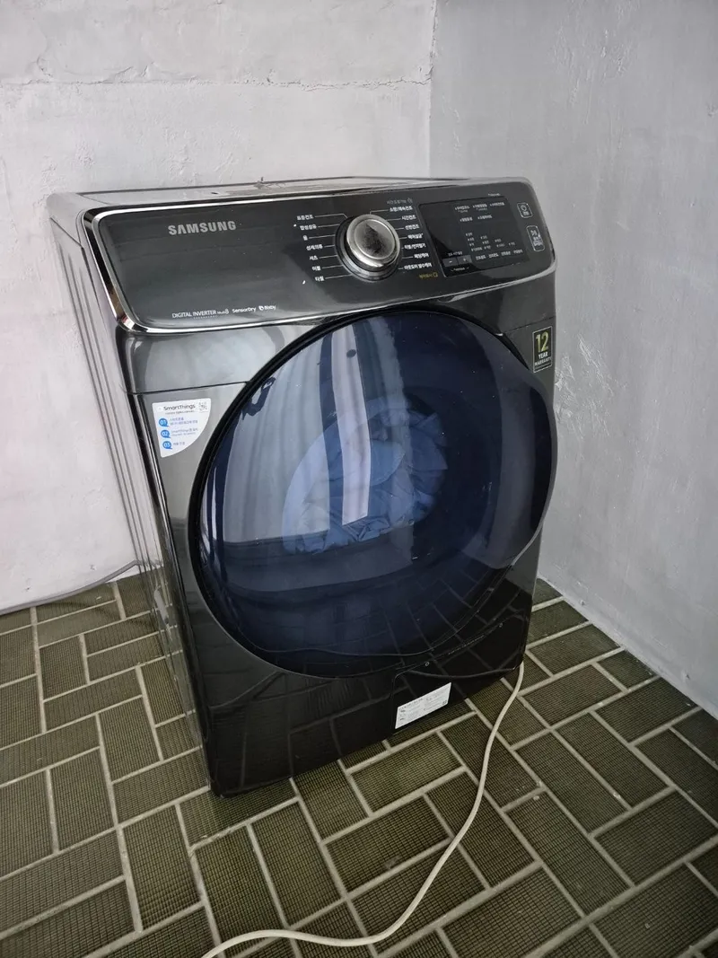 [Gangnam, Seoul] 10-minute walk from Apgujeong/Cheongdam Station / Two-room / Max. 4 people / Cheongdam Wedding Street 34