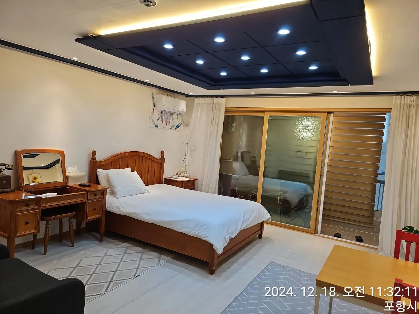 Duho-dong Seaside One-Bedroom Apartment