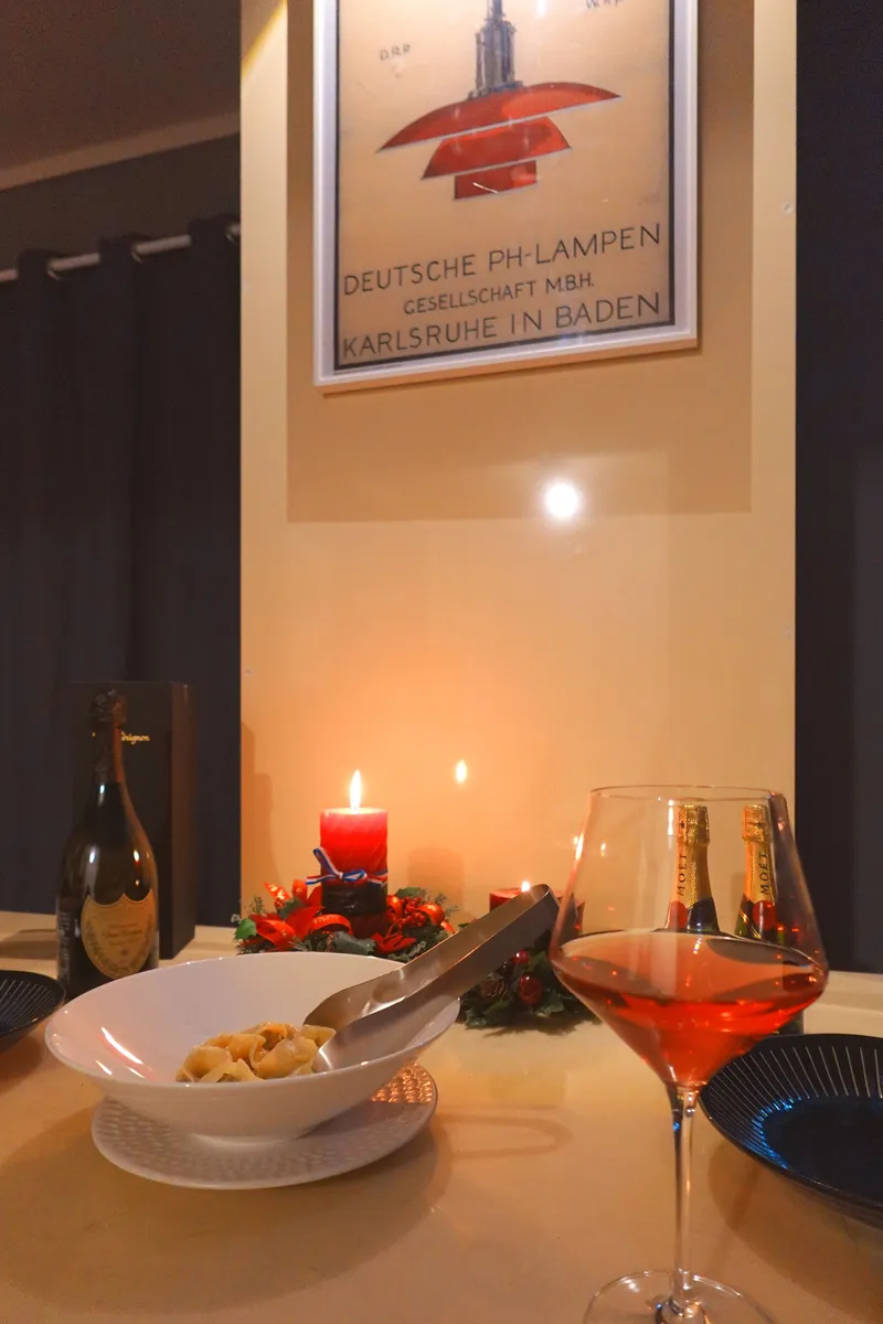 [서울 종로] 경복궁역 10분 투룸 2층 역세권 6인숙소 34