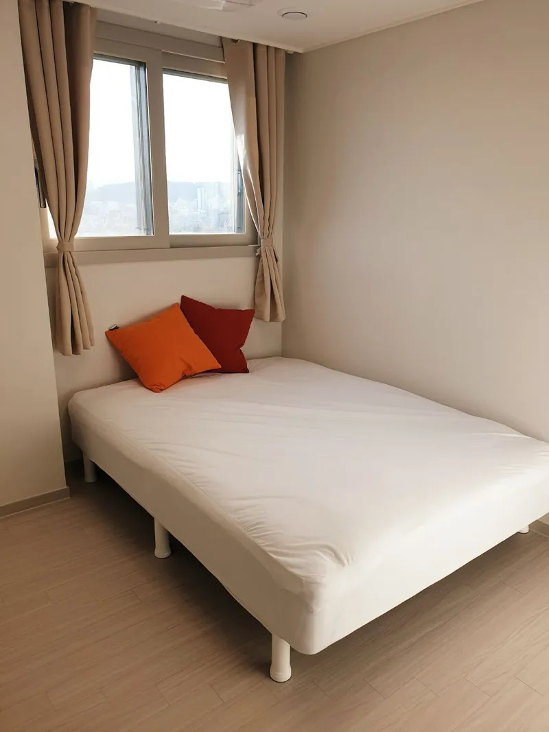 [Gimhae] Newly built 1st district Prugio resort-type apartment #clean #4 queen-size 3