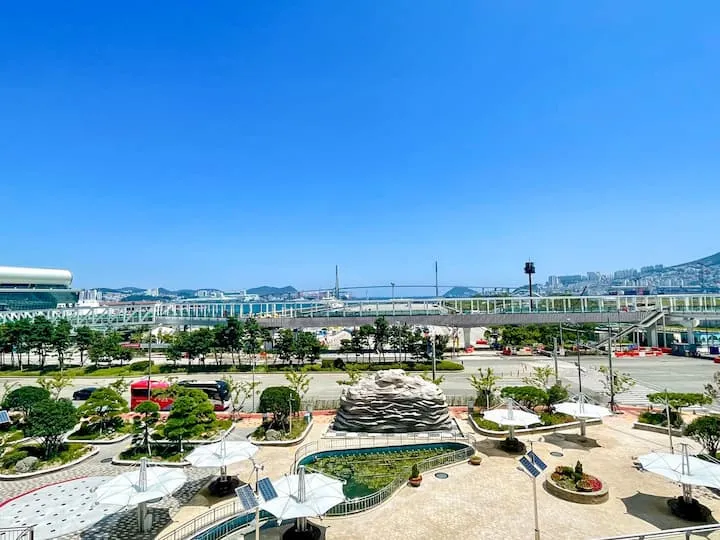 [부산 동구] 마리나G7 오션뷰 한지붕 두가족 48평 23