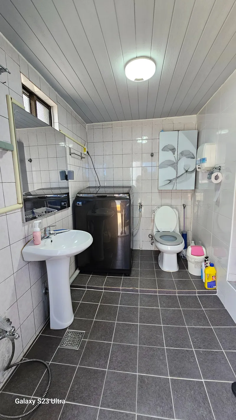 [Samcheok] #3 min walk from Maengbang Beach #Independent guesthouse #3 separate rooms #Latest interior facilities # 18