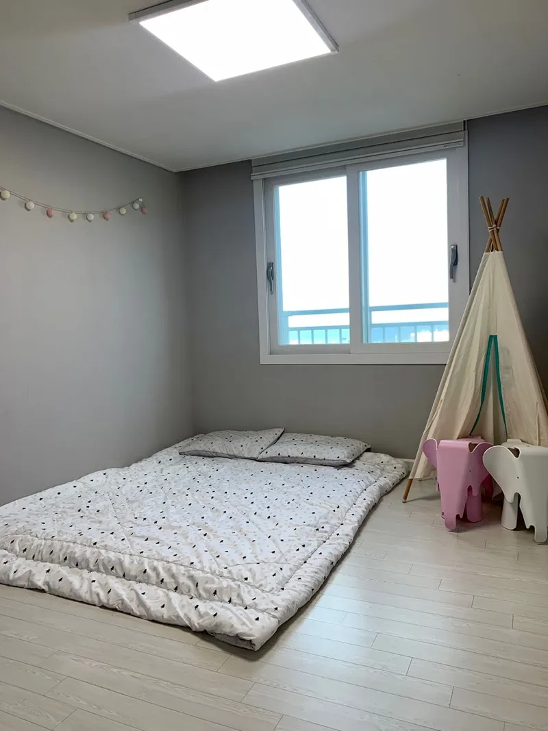 [Aewol, Jeju] Aired on Save Me Holmes Living room sea view Coastal road super close to the sea view 19
