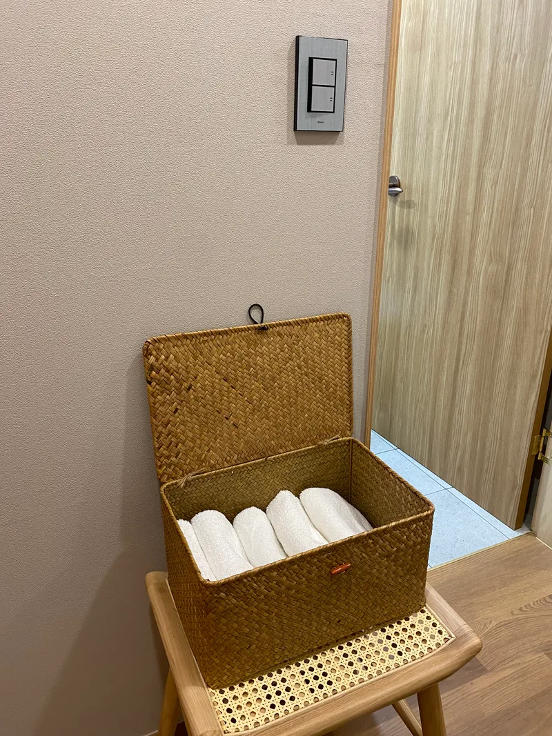 [Gujwa, Jeju] A Slow Dong_Jacuzzi Accommodation_ Stone Wall Field Wall Quiet Village View/Independent House/Breakfast 12