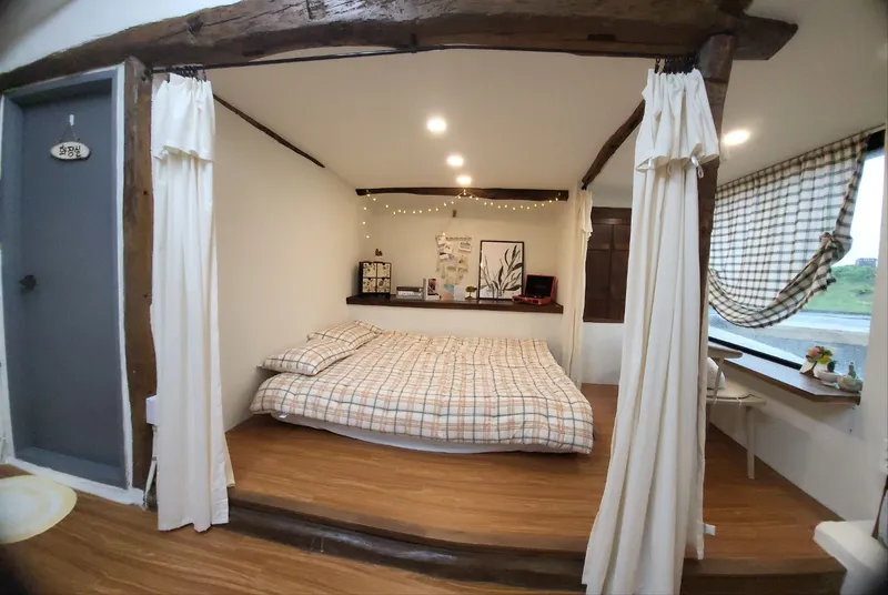 [Gujwa, Jeju] Woljeong Olle-gil Farmhouse #Wide Yard #Camping #5 Minutes to the Beach #Stone Wall #Parking Lot 2