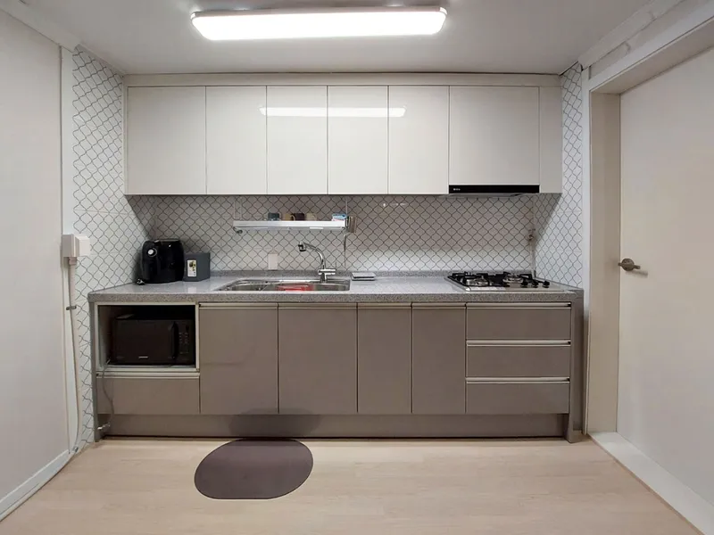 [Mokpo] Spacious 20-pyeong ocean full-option emotional interior cost-effective #emotional accommodation #clean 12
