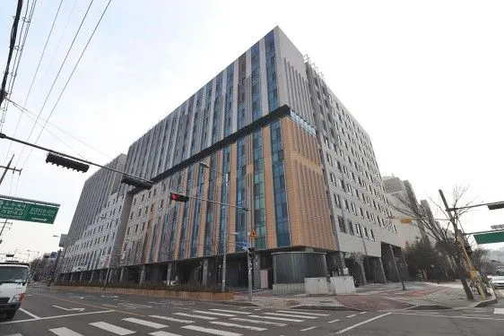 [Mapo, Seoul][Record-breaking Discount in Progress Mapo] 1 minute from Hongdae Sangam DMC Bus Stop 14