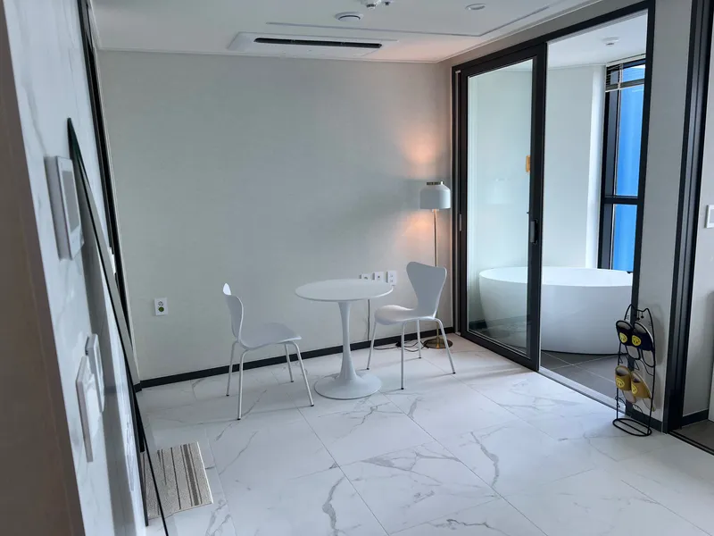 [Gijang, Busan] Ocean View Newly Built Officetel Separate Bedroom (Full Option) 2