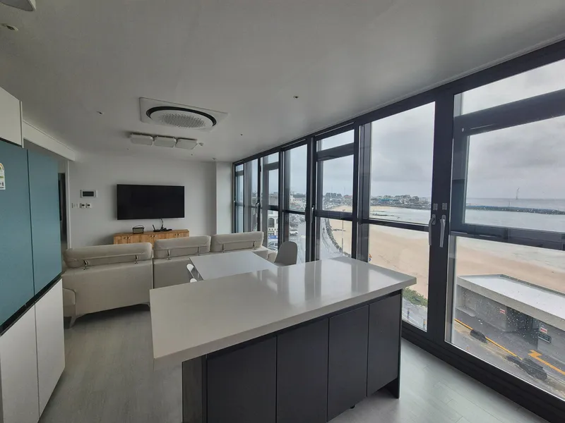 [Gujwa, Jeju] 10 seconds walk from Woljeong-ri Beach, duplex accommodation with ocean view 12