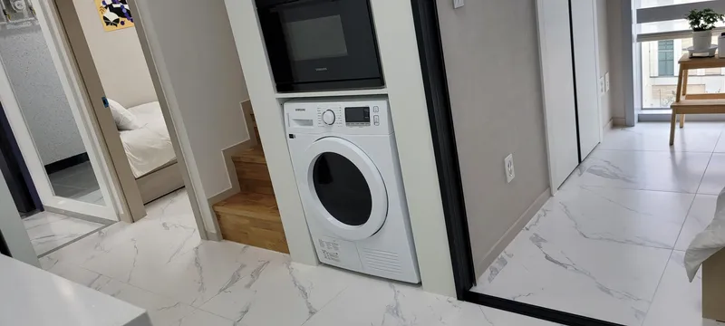 [Jung-gu, Seoul] 11th floor duplex in the vicinity of City Hall Station 27