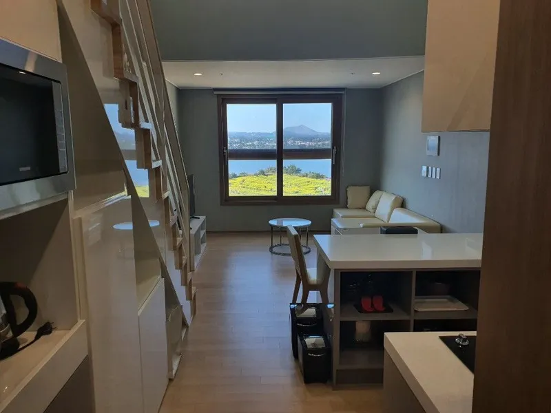 [Seongsan, Seogwipo] Full-option duplex ocean view from my home window, Seongsan Sunrise Peak walk 23