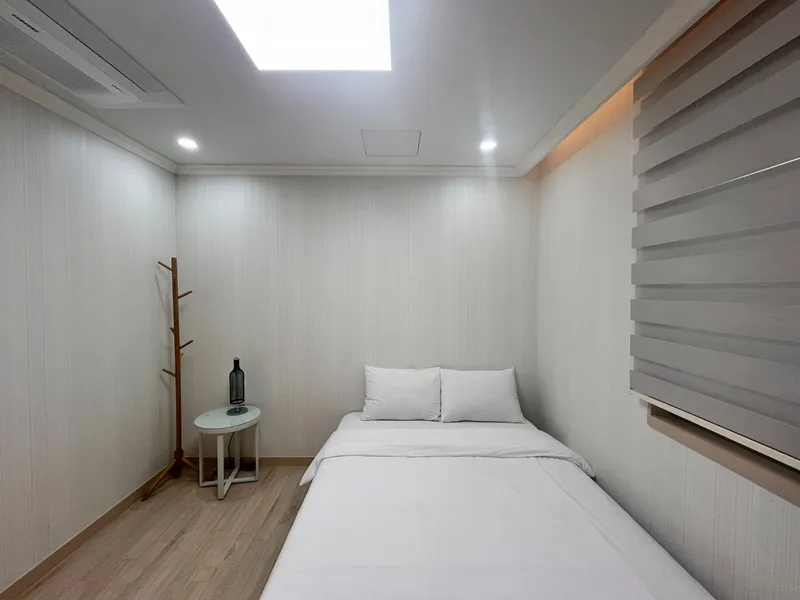 [Daejeong, Seogwipo] H (Building 8) #201 (40 pyeong/3 rooms/single-story) 4