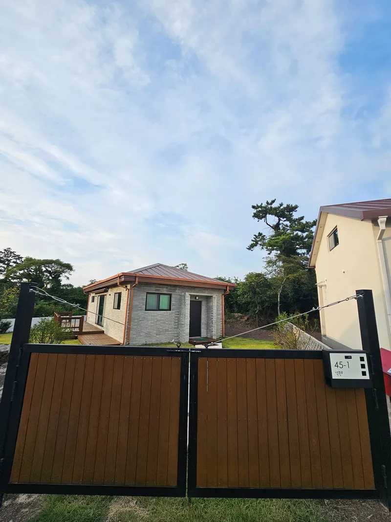 [제주 한경] 대형견 전용 독채 숙소 21