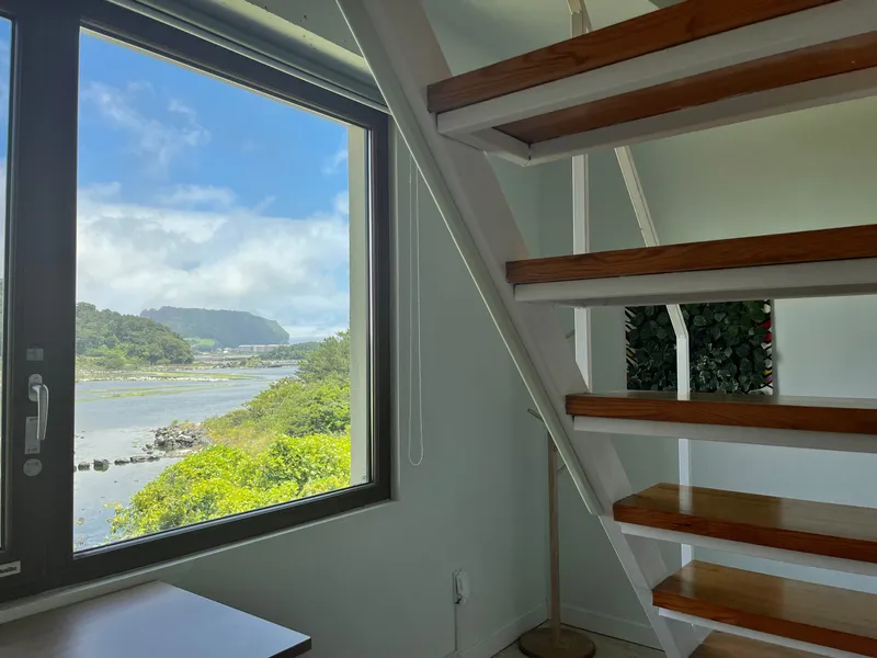 [Seongsan, Seogwipo] Seongsan Sunrise Peak View Cozy Attic Duplex #204 Bus Stop 1 Minute Vacation Available 4