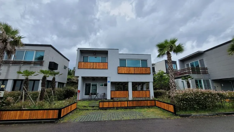 [Aewol, Jeju] Private POOL villa with perfect contactless access, 2-story detached house 16