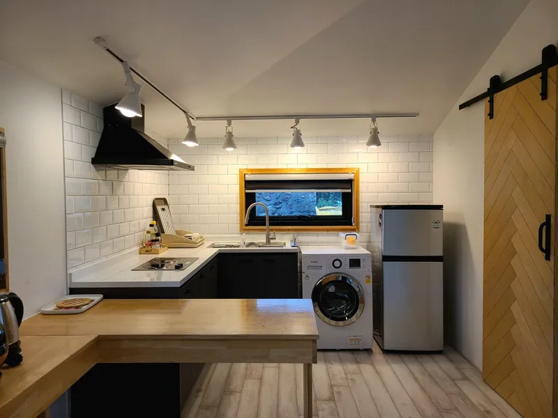 [Aewol, Jeju] Remodeled two-room traditional stone house B with a 100-year-old zelkova tree 29