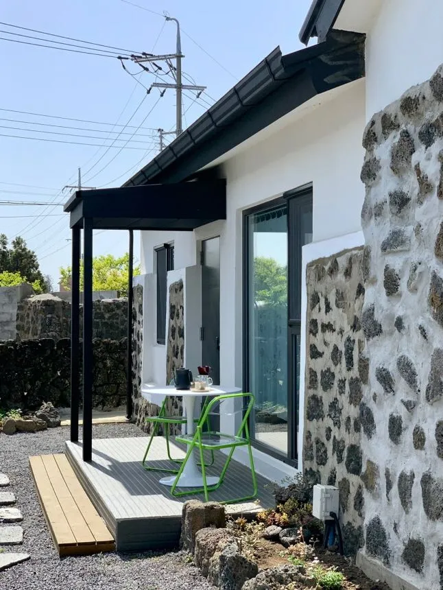 [Aewol, Jeju] Jeju's representative mountain peak front view, private jacuzzi, Insta-worthy accommodation 122