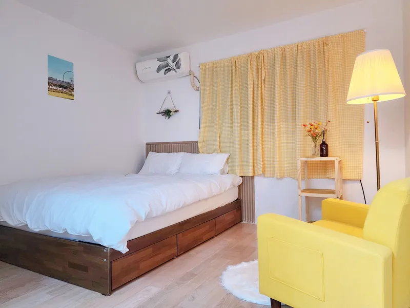 [Yongsan, Seoul] Itaewon Station Area! Clean Two-Room House #Friends 2