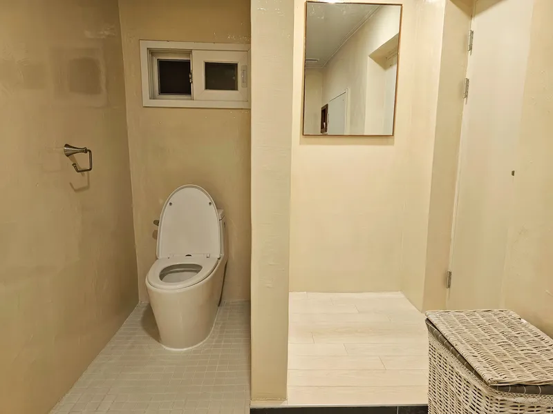 [Namwon, Seogwipo] Family room. Two-room. Private detached house located within the village. Pets allowed. Free guest access. 37