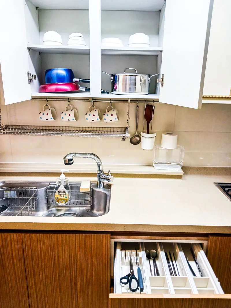 [Gunsan] Large complex semi-new 3-room apartment 13