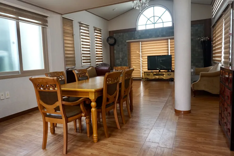 [제주 조천] 함덕해수욕장 오션뷰 55평 2층 독채, 잔디밭 반려견 가능 11