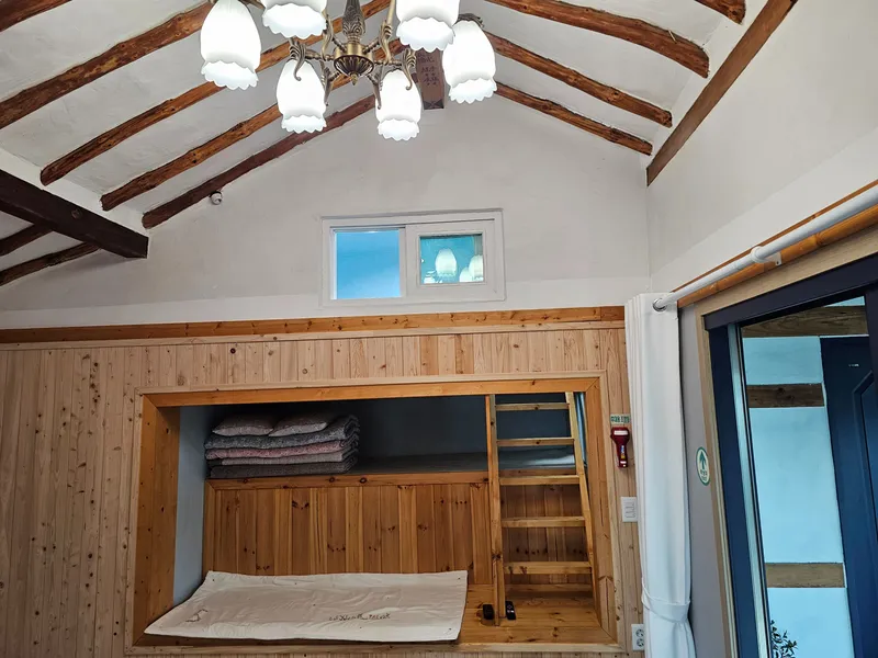 [Buan] A secluded, rural, single-family Hanok house with a spacious yard on the Byeonsan Peninsula #Dogs Allowed 17