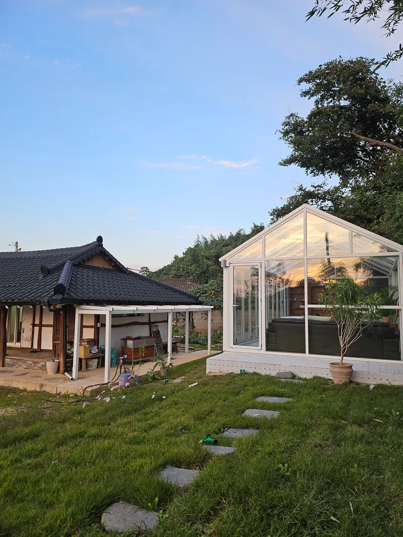 [Hampyeong][Jeonnam Hampyeong Sonbul] 7 minutes from Dolmeori Beach, Hampyeong Butterfly Festival, Greenhouse 21