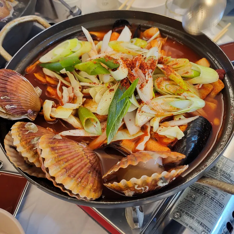 [Sokcho] 1-minute walk to the sea! Ocean view! [SokchoBadaya] 54