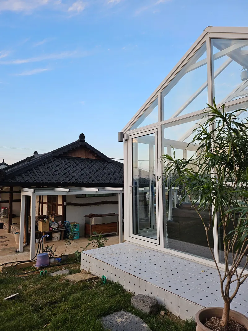[Hampyeong][Jeonnam Hampyeong Sonbul] 7 minutes from Dolmeori Beach, Hampyeong Butterfly Festival, Greenhouse 23