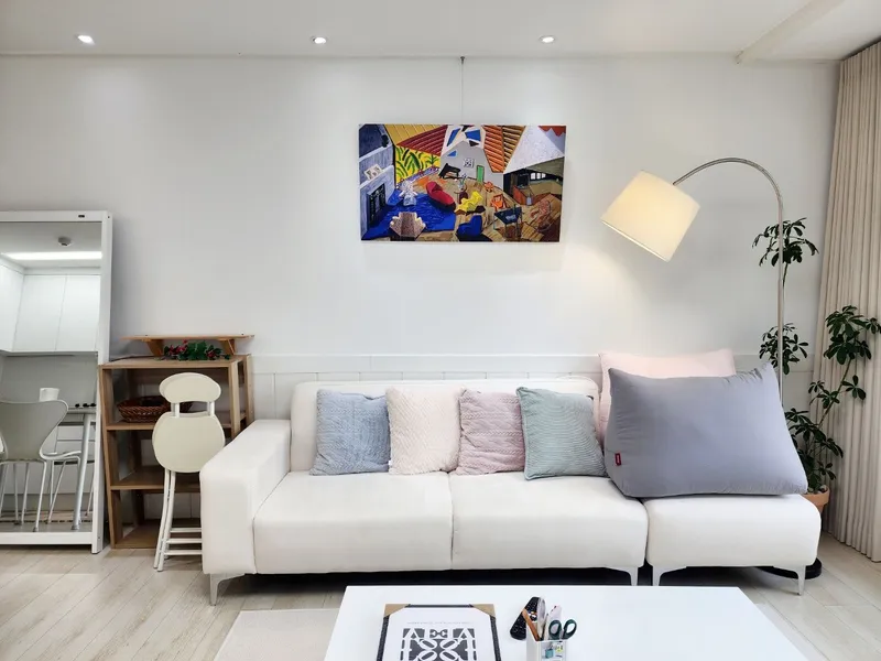 [Paju][Geumchon Station] Remodeled, On-site service recommended, Dryer provided. Spacious 3-room 23