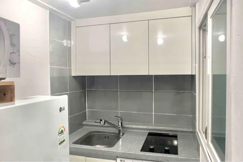 [Jongno, Seoul] Cozy one-room, fully-furnished, 2 minutes from Changsin Station 7